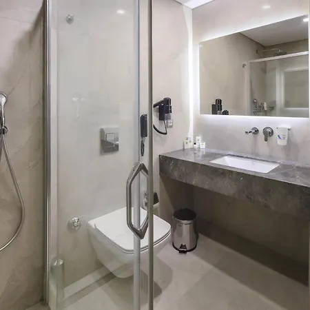 Ibis Styles Bornova 4*