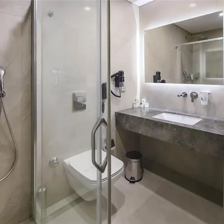 Ibis Styles Bornova Esmirna