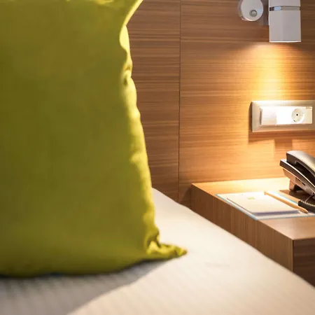 Ibis Styles Bornova 4*
