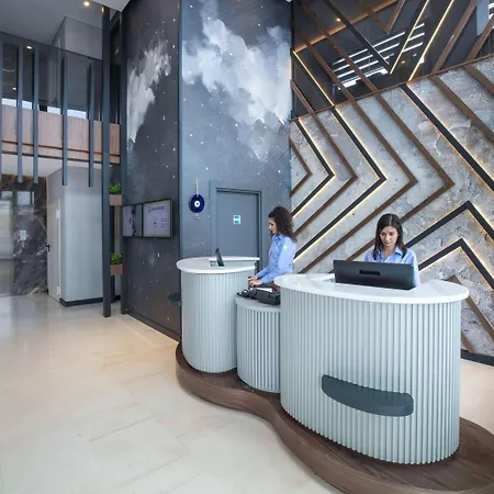 Ibis Styles Bornova 4*