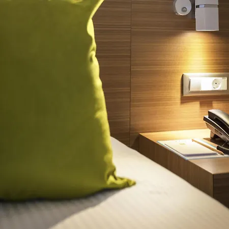 Ibis Styles Bornova 4*