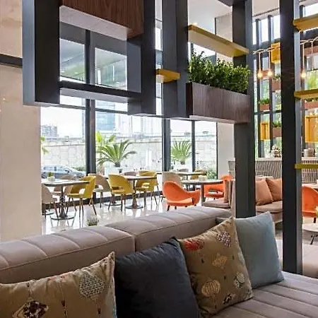 Hotel Ibis Styles Bornova 4*