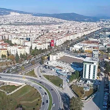 Ibis Styles Bornova 4*
