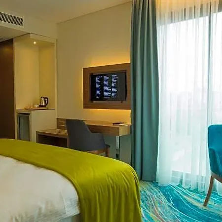 Ibis Styles Bornova 4*