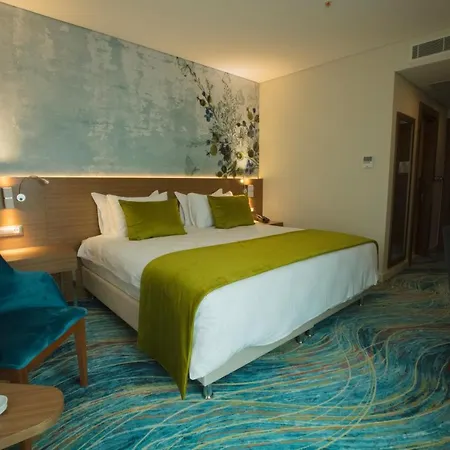 Otel Ibis Styles Bornova 4*