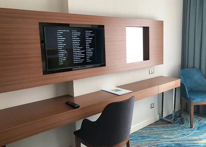 Ibis Styles Bornova Hotell 4*