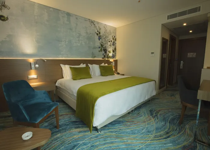 Ibis Styles Bornova Ξενοδοχείο 4*