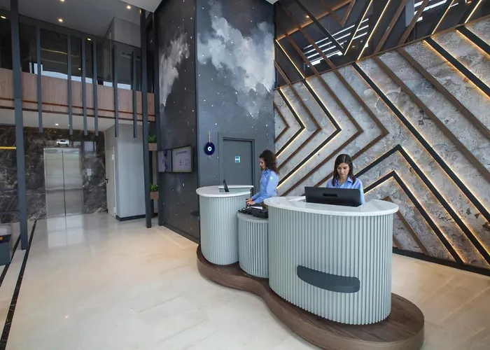 Ibis Styles Bornova Отель Измир