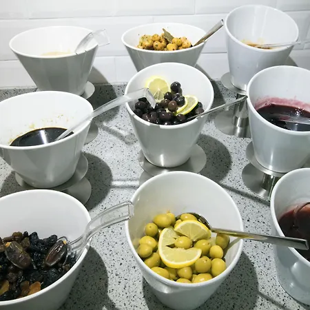 Ibis Styles Bornova 4*