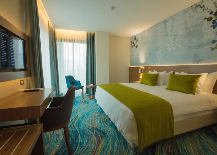 Ibis Styles Bornova 4*